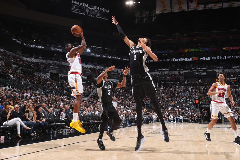 中场新星 中场新星