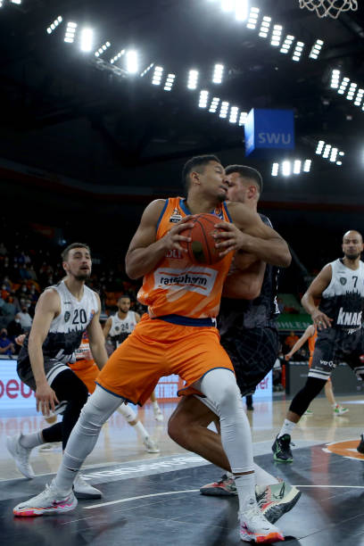 阿姆帕杜至 阿姆帕杜至